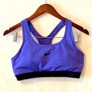 Nike Pro Sports Bra